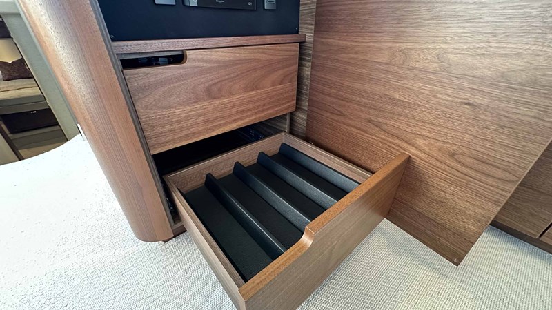 Wine drawer