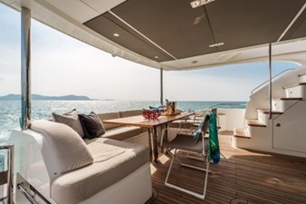 Charles 8 Princess 75MY (Charles) - Main Deck Cockpit
