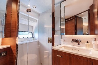 Charles 36 Princess 75MY (Charles) - Lower Forward Cabin Bathroom