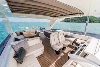 Charles 53 Princess 75MY (Charles) - Flybridge