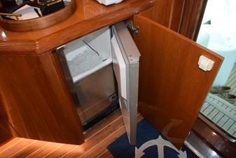 VENTURA            22 Salon Cube Maker 