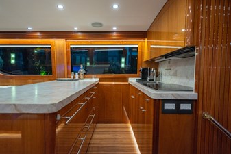 VENTURA            31 Galley, Spotless Clean 