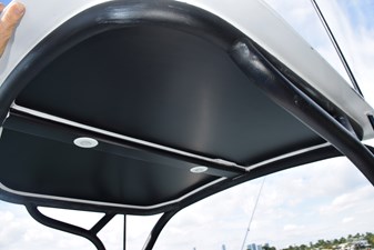 VENTURA            62 Tower Buggy Top  