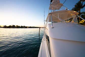 VENTURA            65 Starboard Deckhouse  