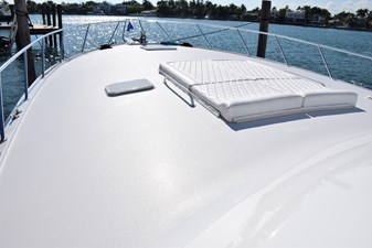 VENTURA            66 Bow Sunpad, New Bow Railing  