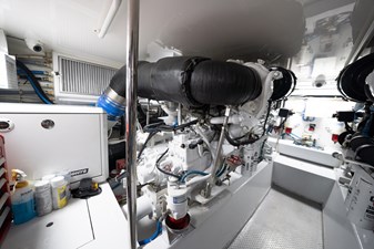 VENTURA            71 1650 hp CAT Portside  