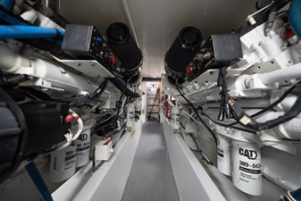 VENTURA            77 Engine Room Center Looking Aft    