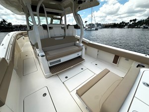 SCOUT 38 10 