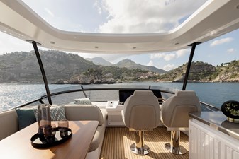 Magellano 60 Fly Helm
