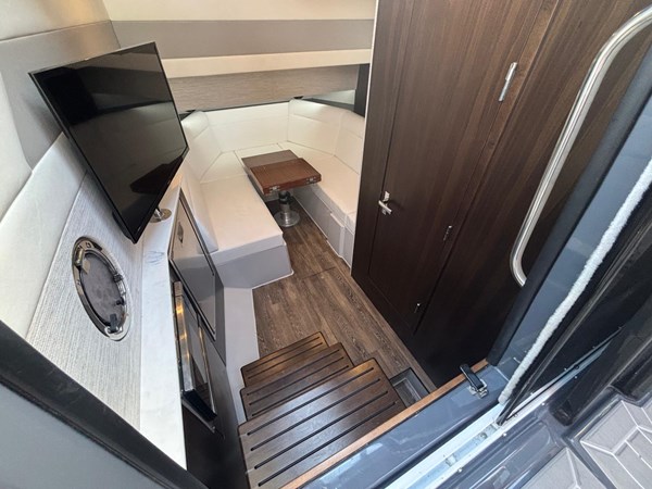 Lower Deck Appliances & Forward Table/Berth