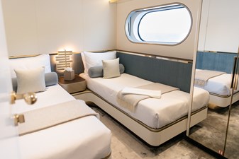 PALMAX 43 Twin Cabin 