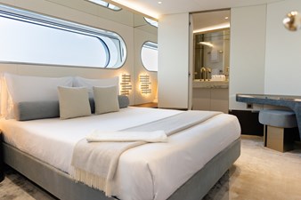 PALMAX 39 Spacious VIP Cabin 