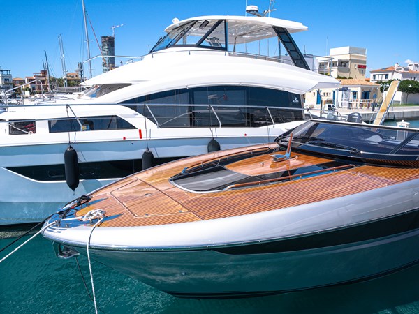 STJ - Yacht for sale