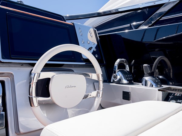 STJ - Yacht for sale