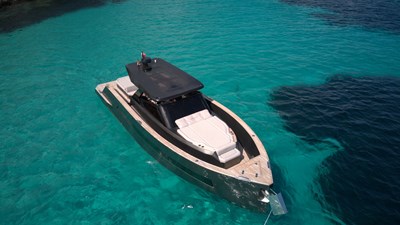 NEW 2025 Moon 45 SPORTS LINE 17