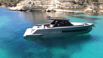 NEW 2025 Moon 45 SPORTS LINE 21