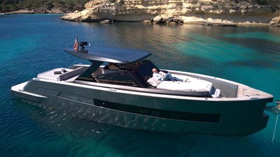 NEW 2025 Moon 45 SPORTS LINE 24