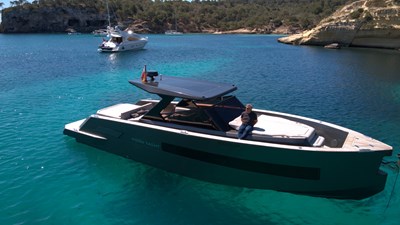 NEW 2025 Moon 45 SPORTS LINE 30