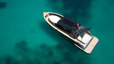 NEW 2025 Moon 45 SPORTS LINE 31