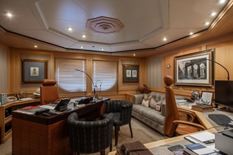 LADY MARINA 4 LADY MARINA Master Office