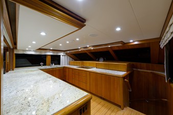 DREAM CATCHER 4 DREAM CATCHER 2001 BURGER BOAT COMPANY Enclosed Bridge Sportfish Sport Fisherman Yacht MLS #445682 4