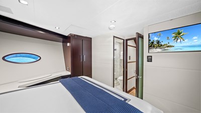 SURPLUS LINES 48 Guest King Stateroom