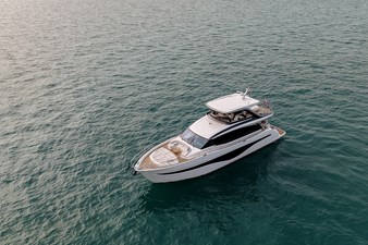 La Mer 10 10. Princess Y72 2023 (La Mer) - Exterior