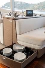 La Mer 46 46.  Princess Y72 2023 (La Mer) -Glasses and Crockery