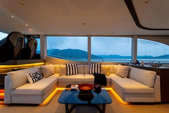 La Mer 88 88.  Princess Y72 2023 (La Mer) - Main Deck Saloon