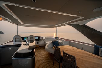 La Mer 141 141.  Princess Y72 2023 (La Mer) - Flybridge