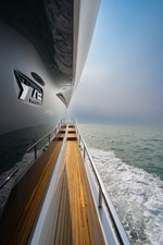 La Mer 155 155.  Princess Y72 2023 (La Mer) - Side Deck