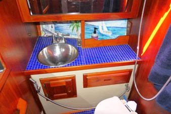 LATEST CAPER 24 Head sink