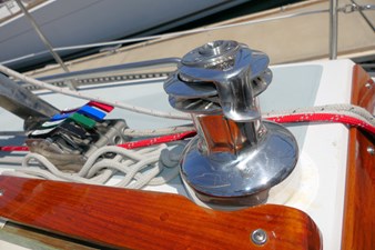 LATEST CAPER 39 Winch Cabin top Stbd