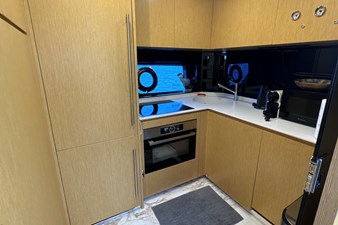 HERCULES II 18 Galley