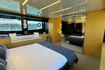 HERCULES II 11 Master Stateroom