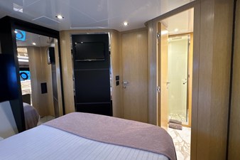 HERCULES II 14 Guest Stateroom