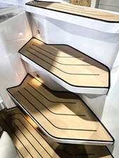 LT26 Carbon Limousine 44 Ante Limousine LT26 