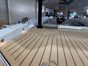 LT26 Carbon Limousine 46 Ante Limousine LT26 