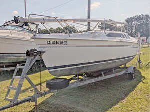 24' Hunter 1998 240 4 