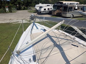 24' Hunter 1998 240 7 