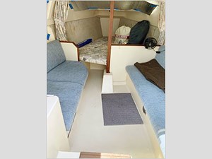 24' Hunter 1998 240 10 
