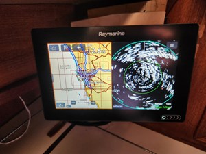 IZMADA 18 Nav Desk