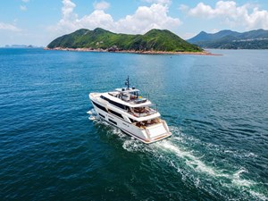 Custom Line Navetta 33 5 