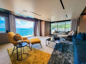 Custom Line Navetta 33 14 