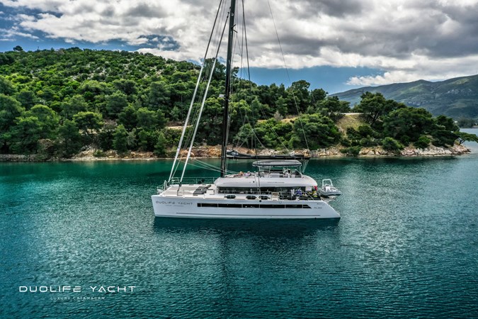 LAGOON 620 ESSENCE DUOLIFE YACHT