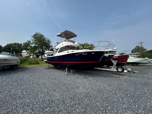 Cutwater 32 Command Bridge 0 