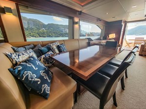 Sunseeker 86 Yacht 37 