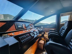 Sunseeker 86 Yacht 41 