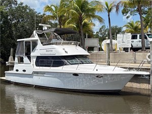 40' Carver 1998 400 CMY 1 