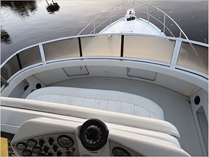 40' Carver 1998 400 CMY 9 